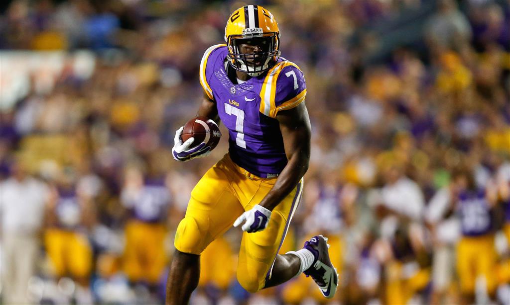 Video: LSU RB Leonard Fournette Runs Over Defender For TD