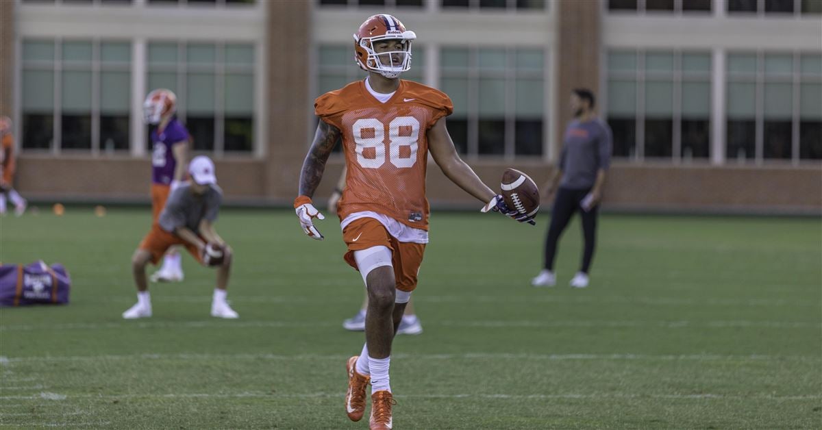 A Farewell to Clemson Tight End Braden Galloway - Shakin The Southland