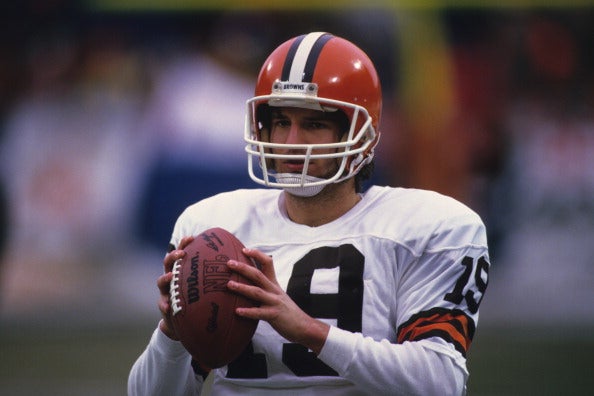 The Browns' Earnest Byner cuts to his right, inside the Denver News  Photo - Getty Images