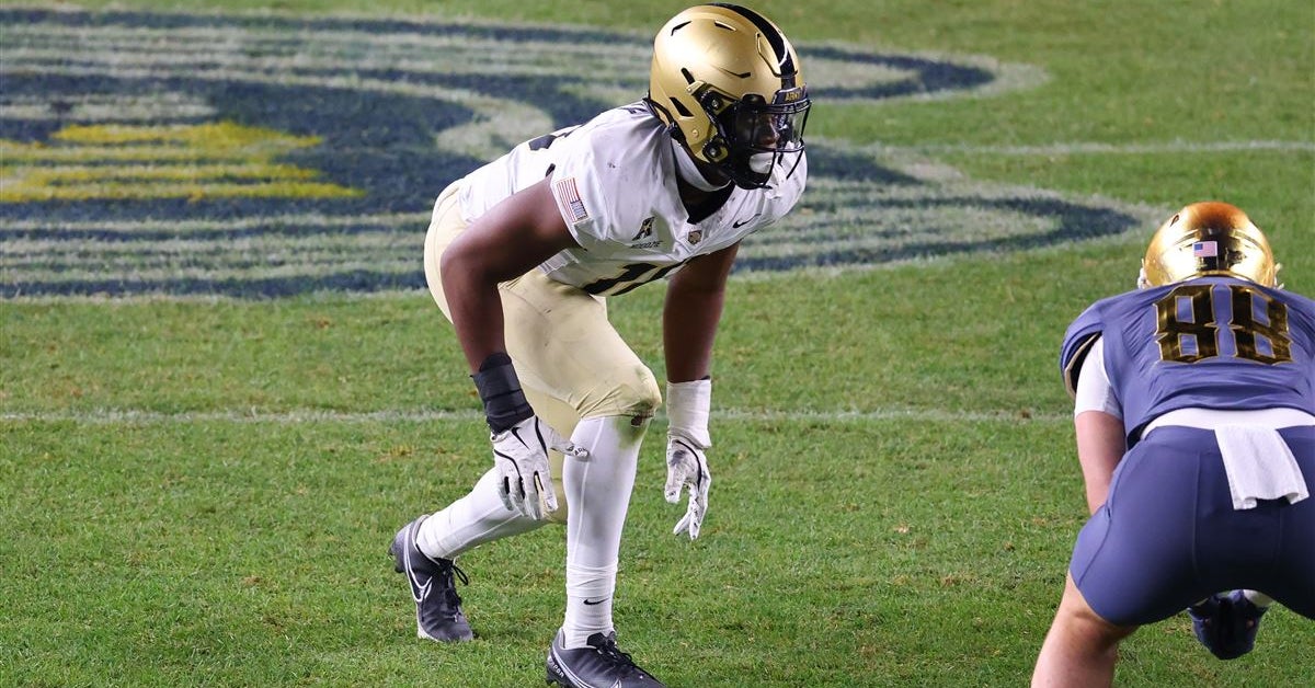 Meet Army's Elo Modozie, the transfer portal's top available defender ...