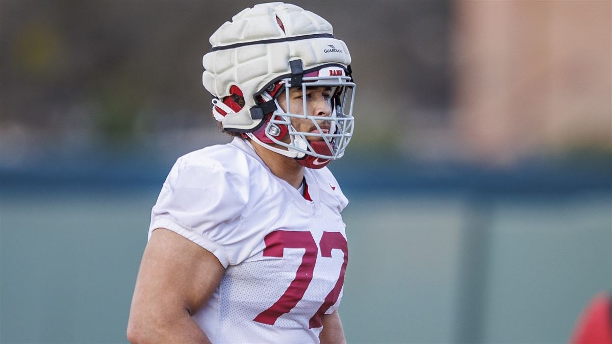 Alabama competition to replace Seth McLaughlin at center features something old, something new