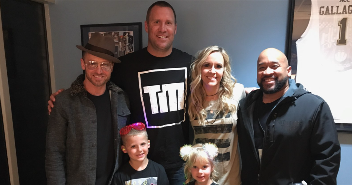 Ben Roethlisberger enjoying family time this offseason