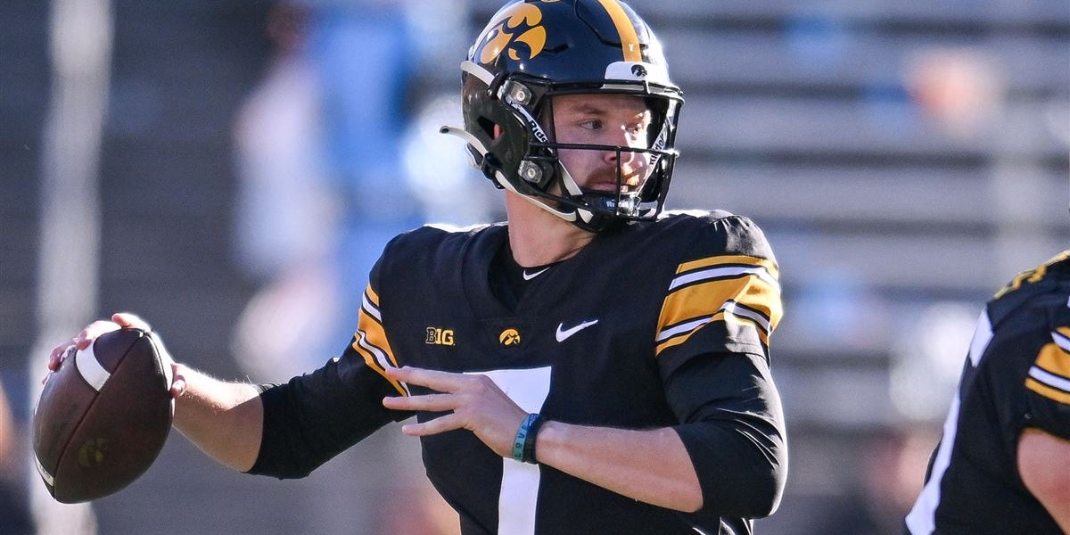 CBS Sports picks their bet on Iowa Hawkeyes' 2024 college football win