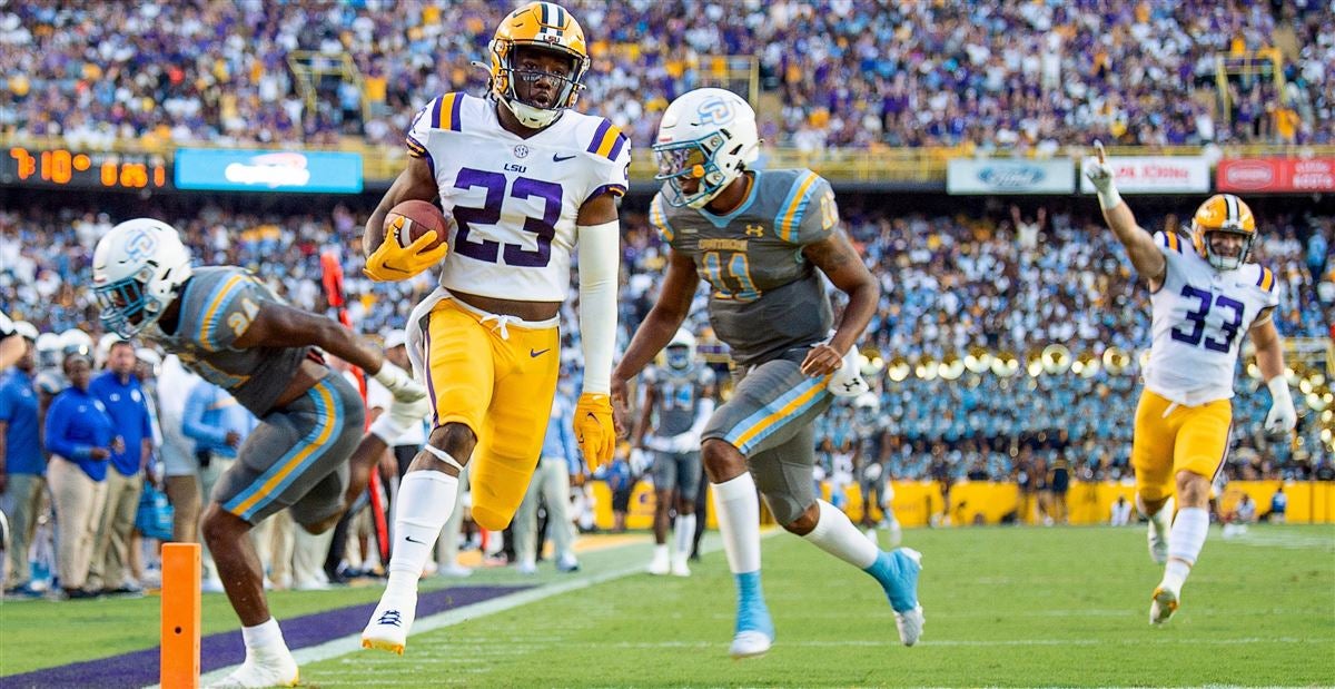 Four LSU Football Players Earn Degrees - LSU Academic Center for  Student-Athletes