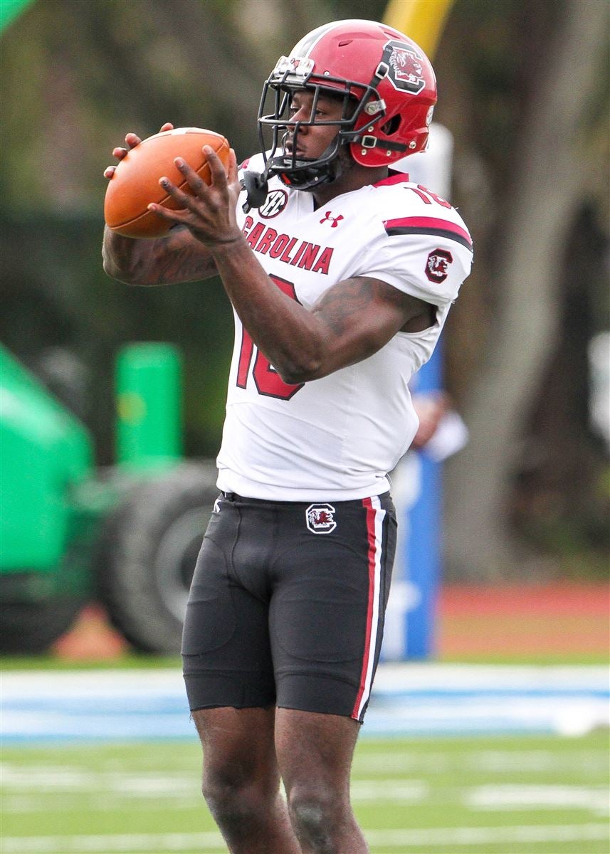 REV cablebahamas - Let's play #SundayFootball TRIVIA! Without peeking, do  you know what Rashad Fenton's 