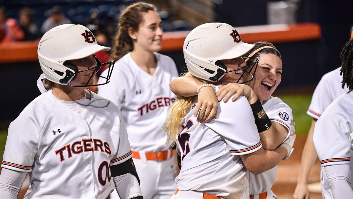 Auburn softball team set for high-stakes series against Miss. State