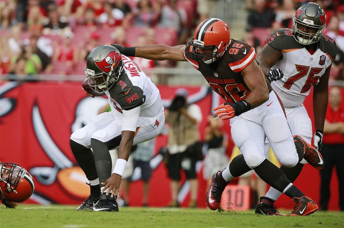 Cleveland Browns cut East Bladen alum Desmond Bryant