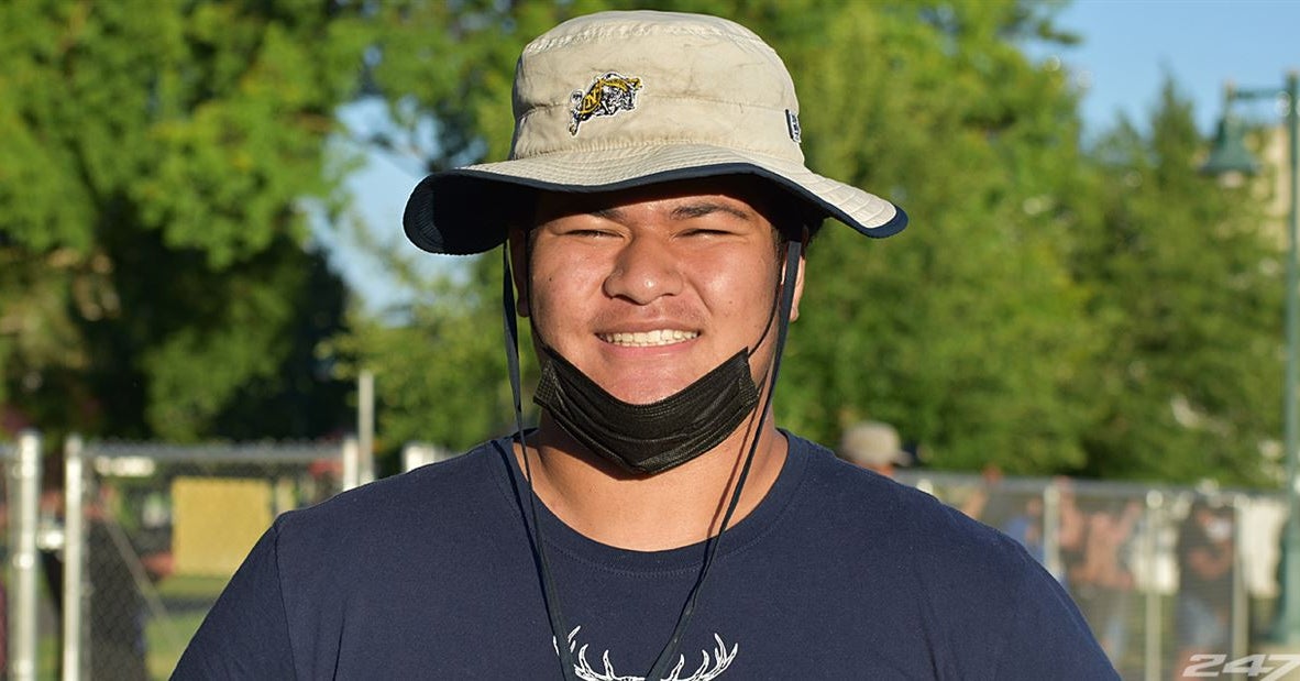UCLA Offers Top 2023 OL Prospect In Northern California