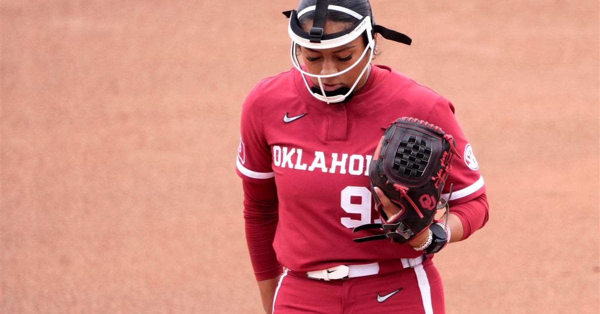 No. 1 Oklahoma softball blows late lead in 8-5 loss to No. 12 Texas A&M ...