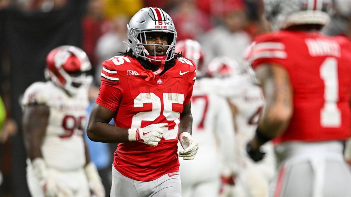 Ohio States Bo Jackson is returning to the Buckeyes for sophomore season