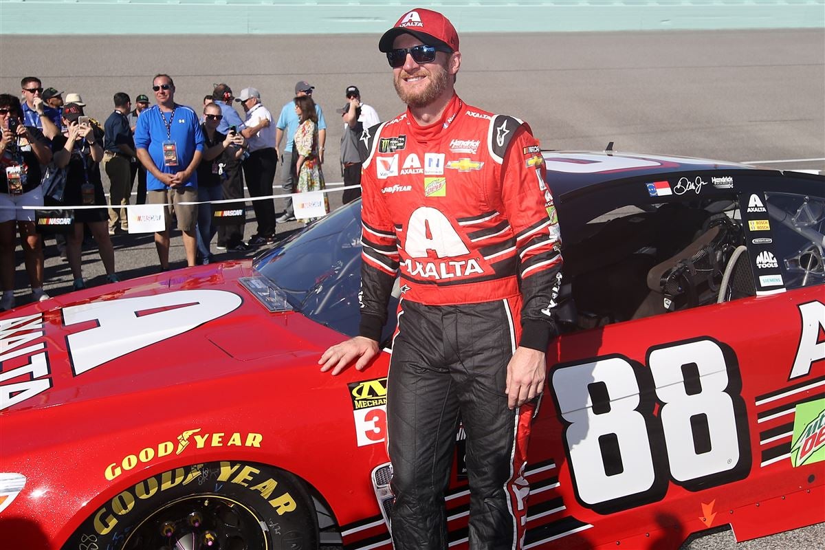 Dale Earnhardt Jr. Headlines NASCAR Hall Of Fame Class Of 2021