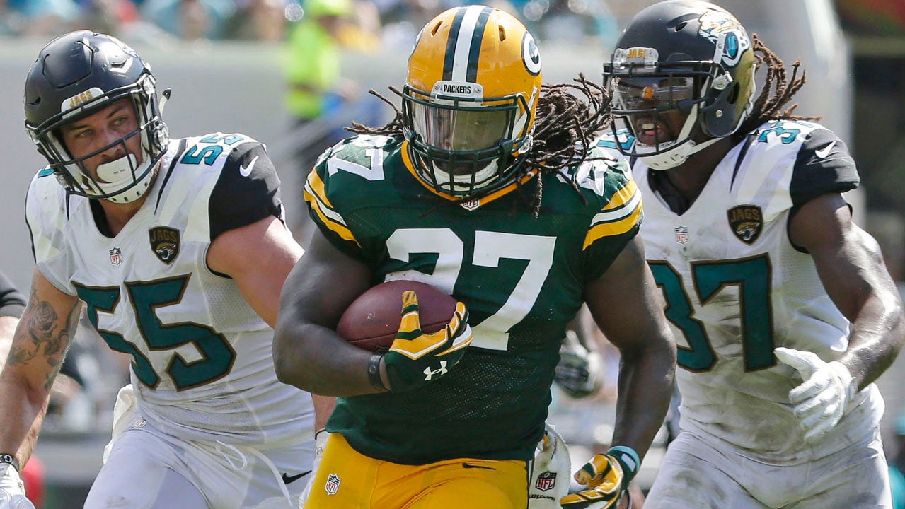 Hill] Former Packers RB Eddie Lacy, says he doesn't yes to too much  nowadays but when he got the call to go on the Packers tailgate tour, he  couldn't turn it down. :