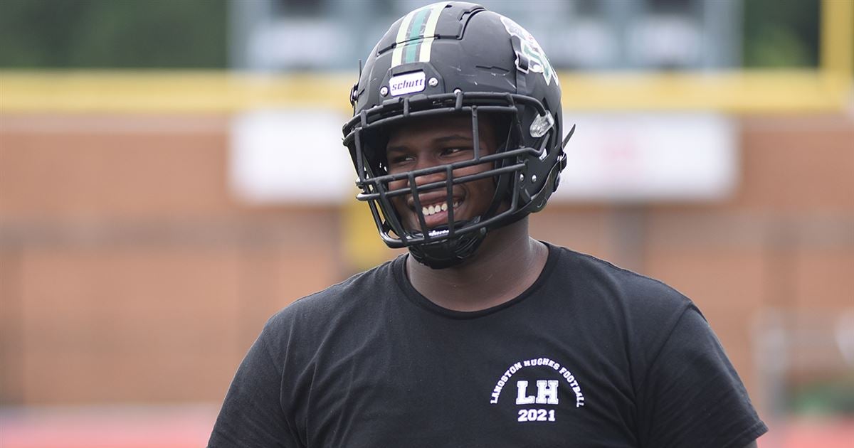 Defensive Tackle Joshua Horton Commits To North Carolina Defensive Tackle Joshua Horton Commits To North Carolina