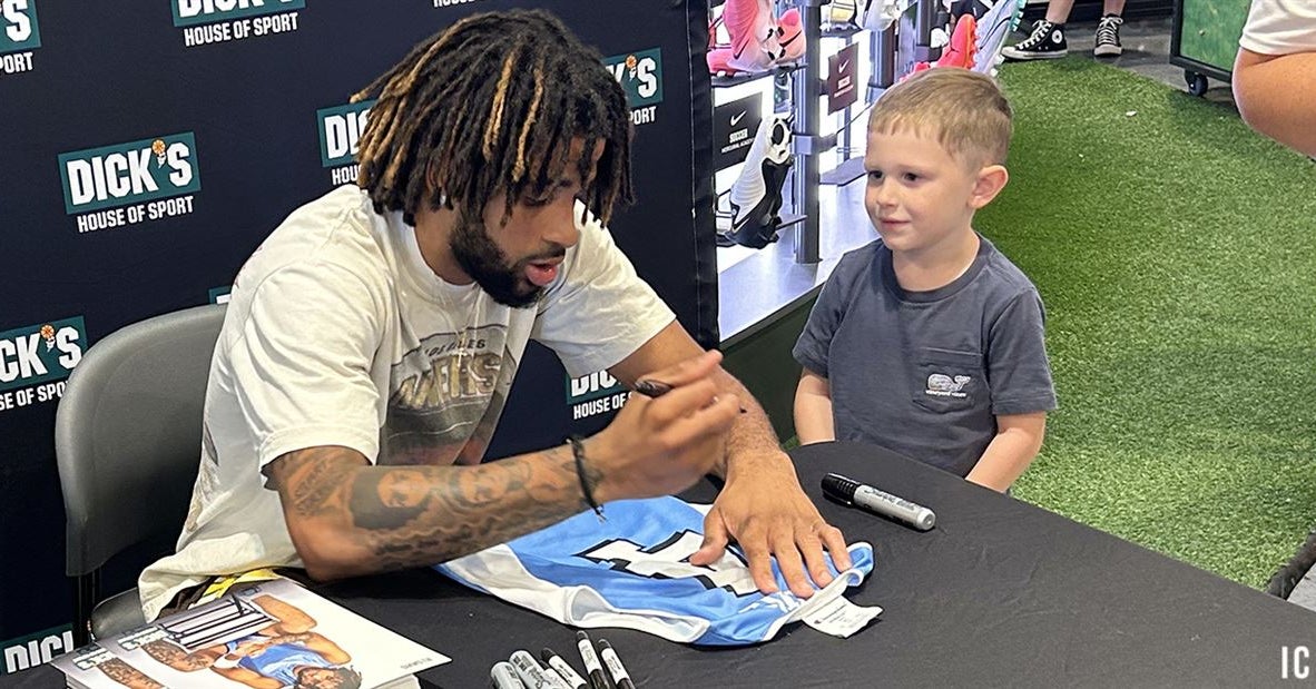 RJ Davis Details Return, To-Do List For Fifth Basketball Season At UNC RJ Davis Details Return, To-Do List For Fifth Basketball Season At UNC