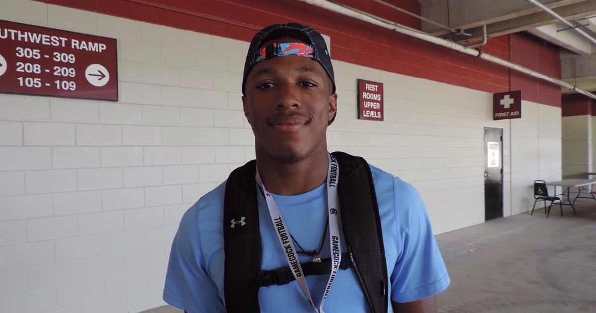 Jackson commits to South Carolina