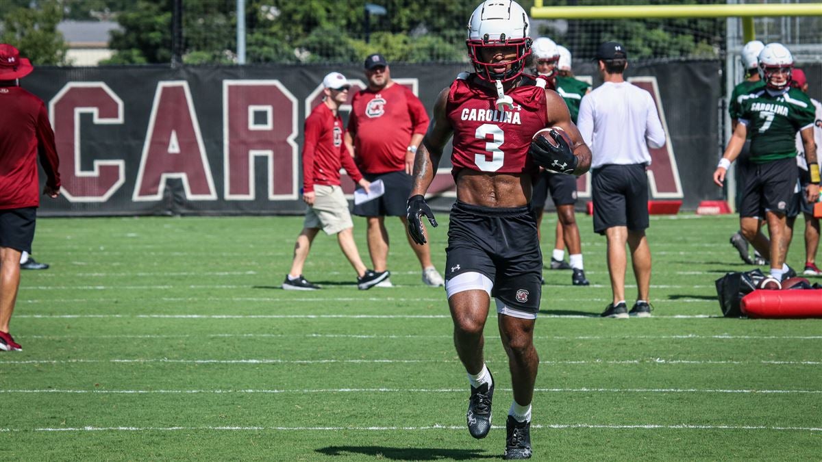 Five Gamecocks named to PFF All-SEC Squads