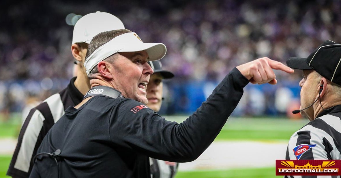 Dan Weber's Just Sayin': Start the bus for the Trojans and the Hot Board for Lincoln Riley