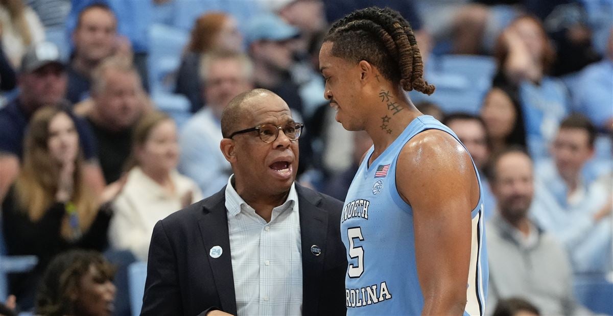 Hubert Davis Live: New York City Connects Eras For UNC