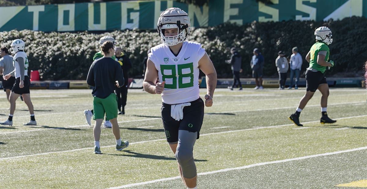 Oregon Ducks tight end Patrick Herbert ready to make up for lost time