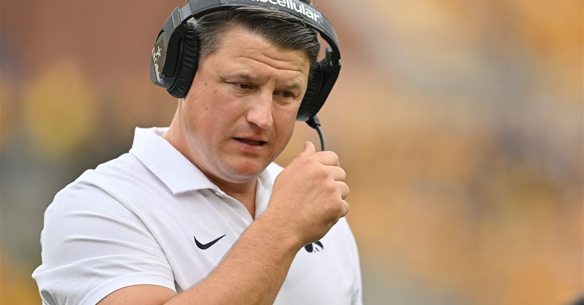 Former Iowa offensive coordinator Brian Ferentz set to become offensive ...