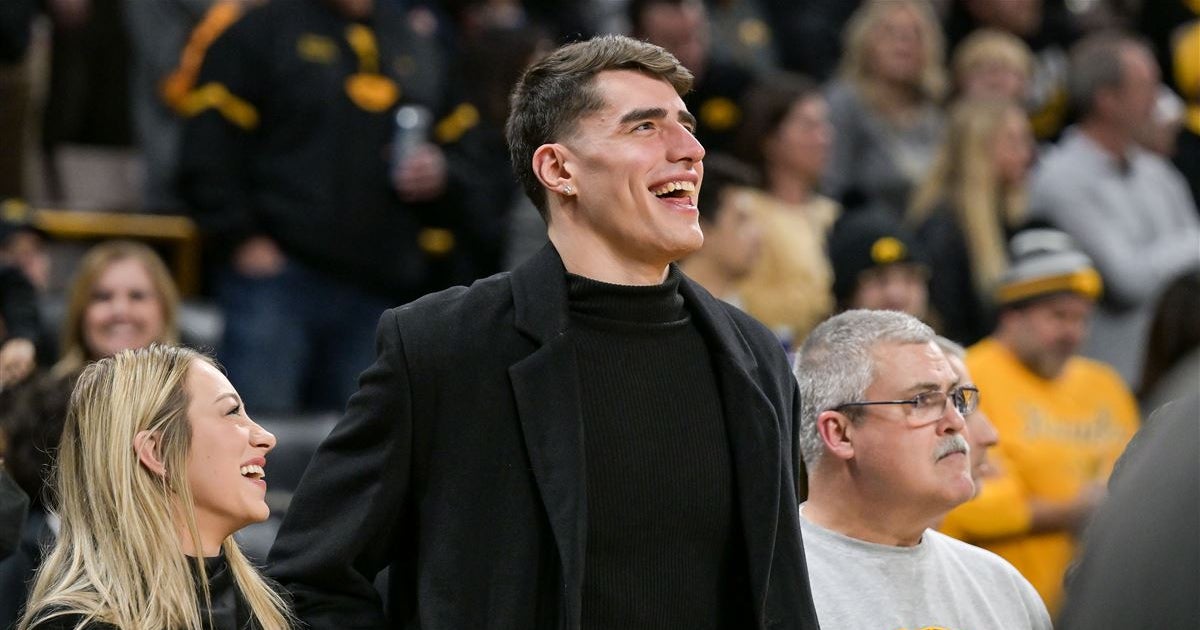 Former Hawkeye Luka Garza signs two-way deal with Minnesota Timberwolves