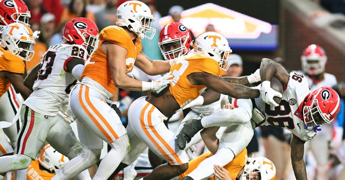 football releases official depth chart for Tennessee game