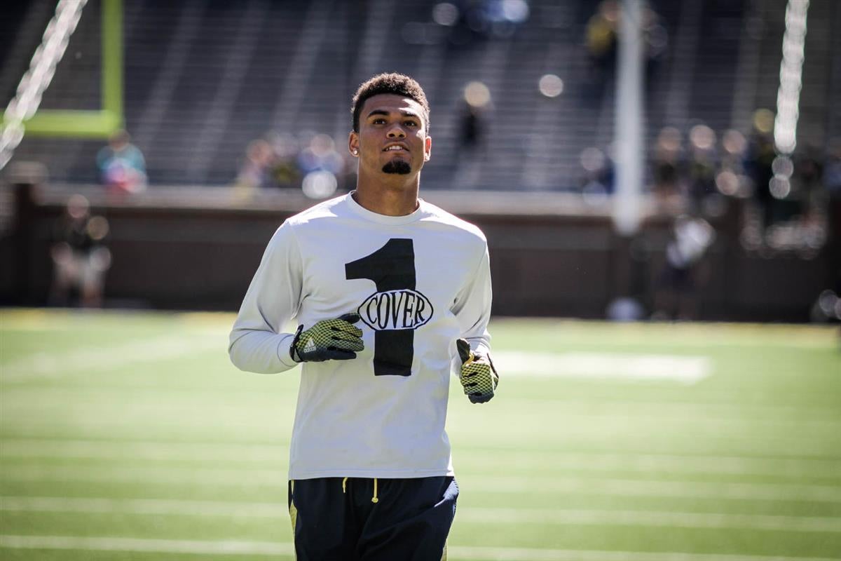 Michigan uses No. 1 jersey to recruit WR Drake Harris 