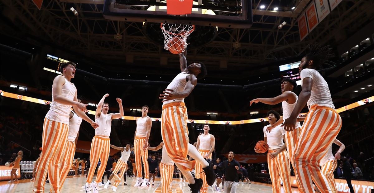 LIVE UPDATES: No. 9 Tennessee Basketball Hosts Tennessee Tech In Opener