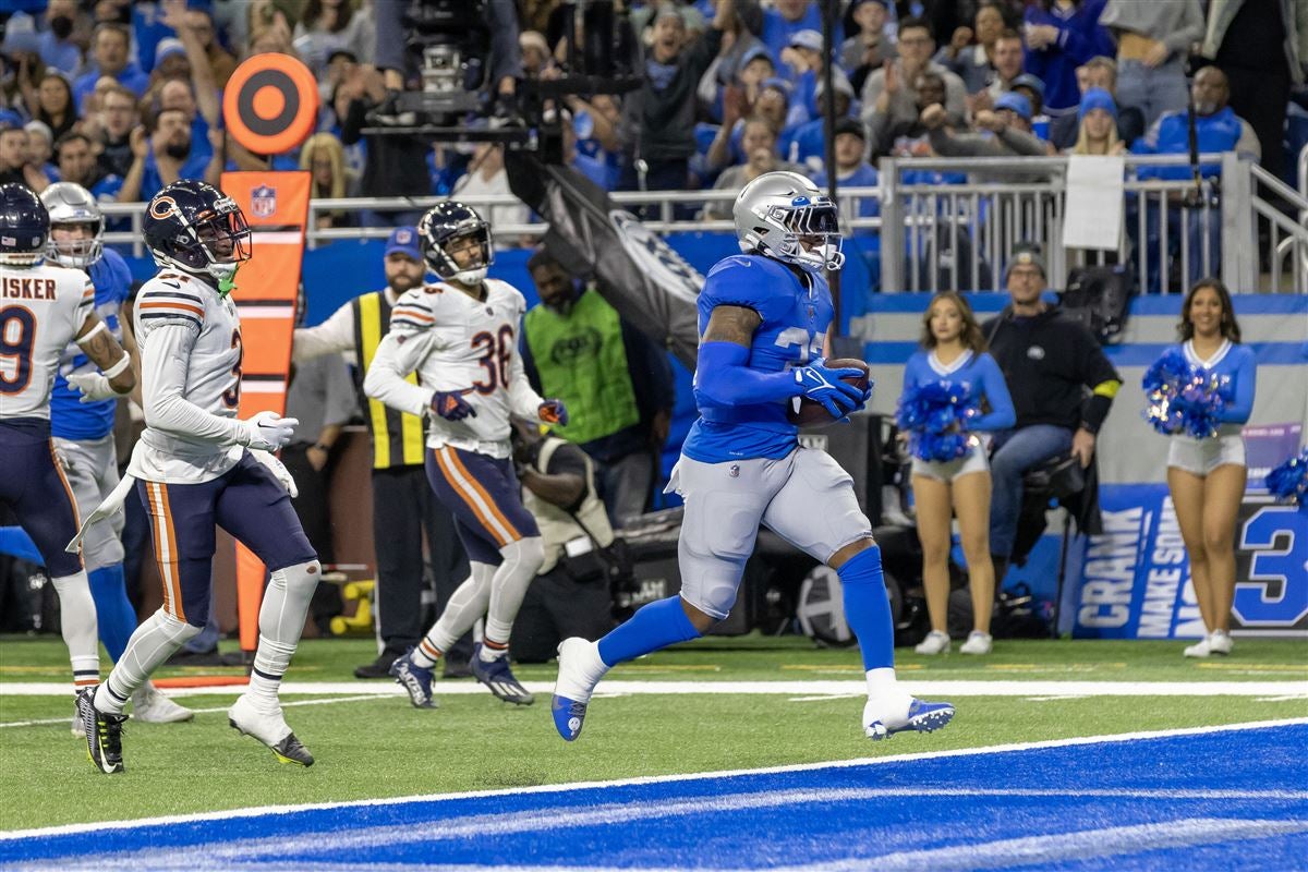 Detroit Lions beat Chicago Bears, 20-10, to keep playoff hopes alive