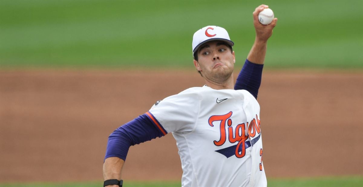 Clemson extends win streak to 16, downs Miami in ACC Baseball Championship  - The Miami Hurricane