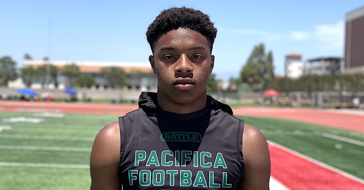 Four-Star DB Maliki Crawford sets visits with UCLA and Oregon 
