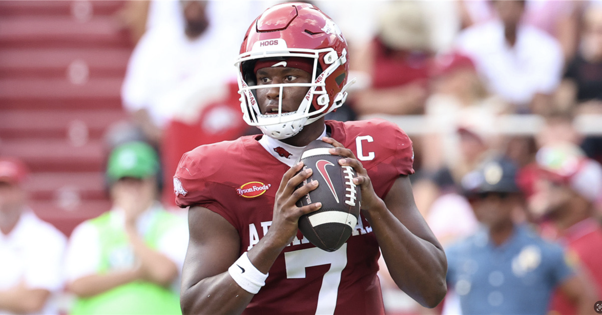 Arkansas opens with ugly 31-14 win over North Alabama