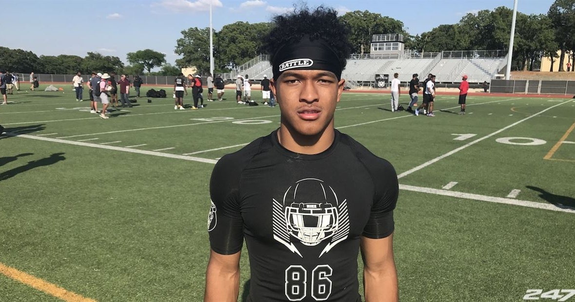 Greg Brooks commits to Arkansas