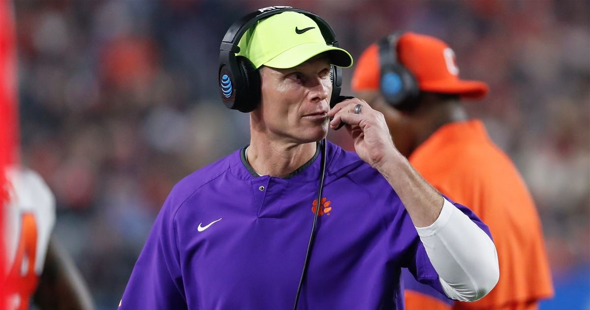 Clemson DC Brent Venables Mum On South Carolina Coaching Vacancy