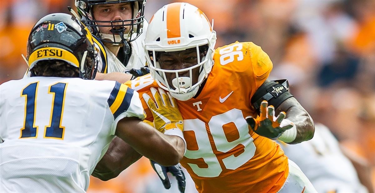 Rucker: Vols' offense turning 11-on-11 into routes-on-air