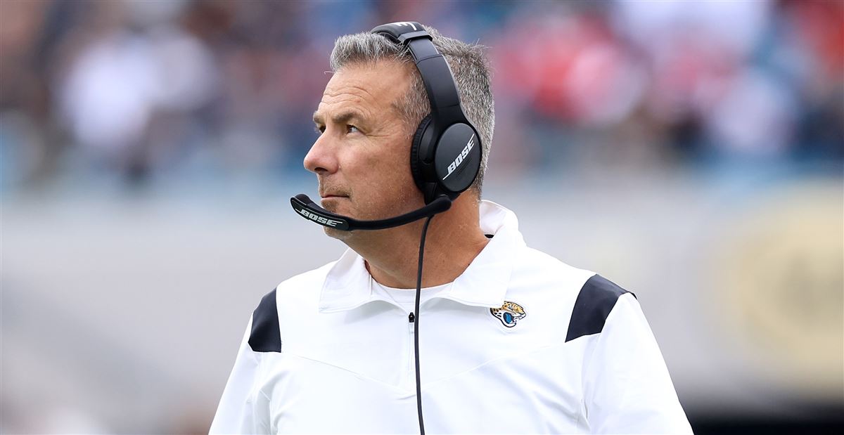 Jacksonville Jaguars coach Urban Meyer not interested in leaving NFL for  college football jobs, source says - ABC7 Chicago