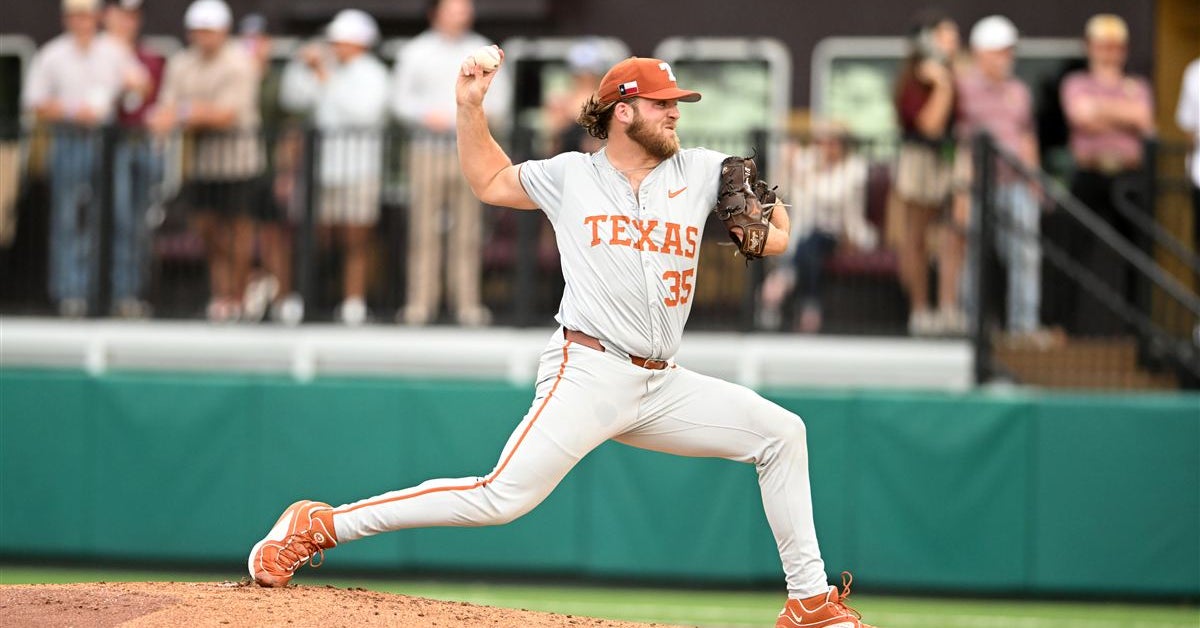 Texas baseball offseason guide: How the Longhorns' roster could change in the next month