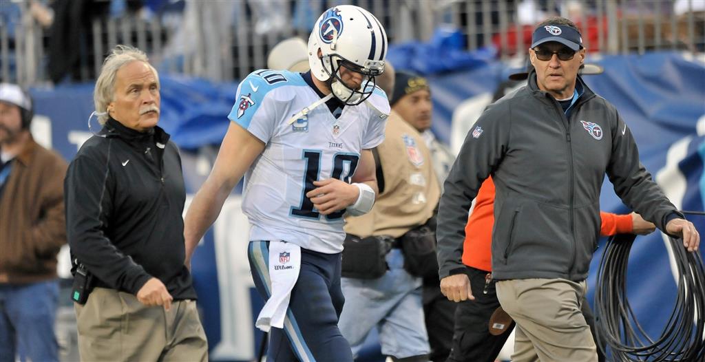 Titans put QB Jake Locker on IR, bring in Jordan Palmer