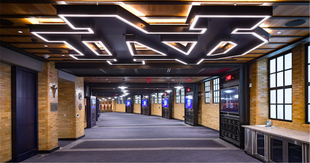 PHOTOS Behind the scenes look at new Notre Dame locker room