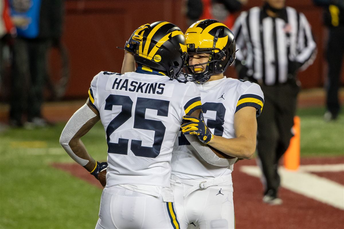 Michigan Wolverines #25 Hassan Haskins Navy College Football