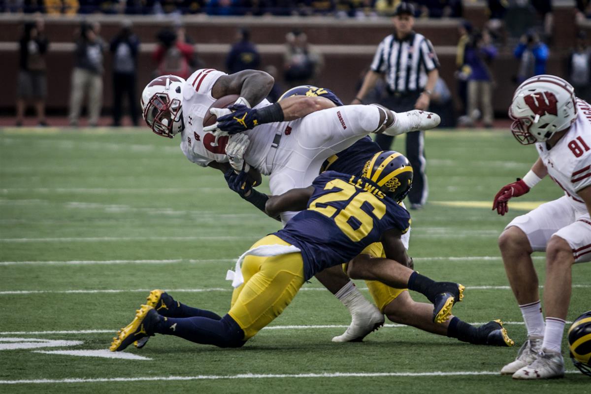 Former Michigan, Cass Tech star Jourdan Lewis wears cleats for Detroit PAL  