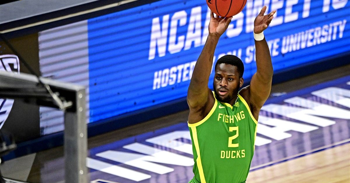 Oregon seniors Chris Duarte and Eugene Omoruyi expected to move on to the pros after season-ending loss