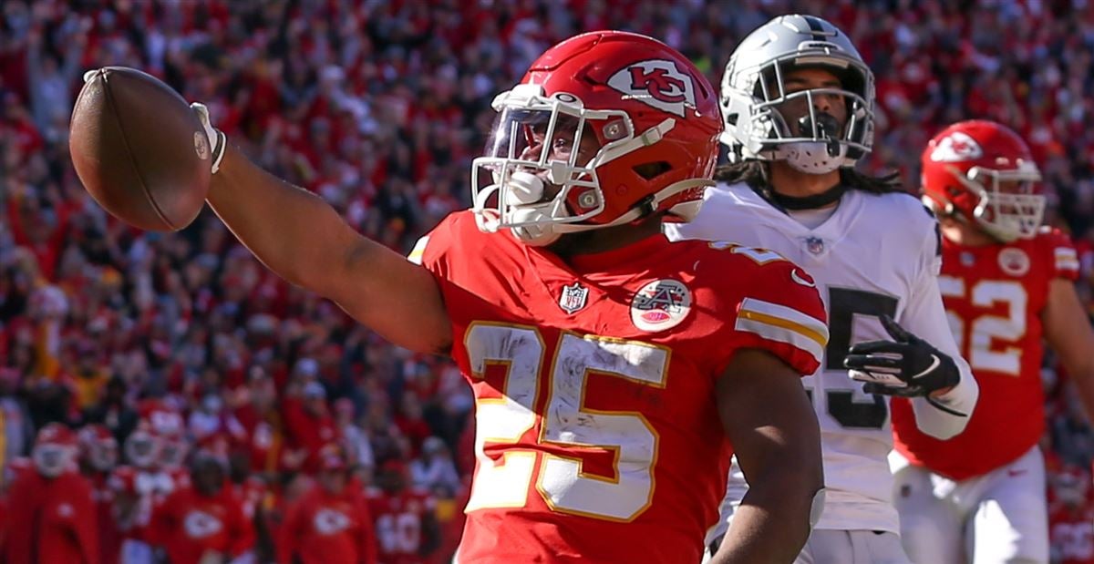 Clyde Edwards-Helaire Injury Status: Chiefs RB Reportedly Out for