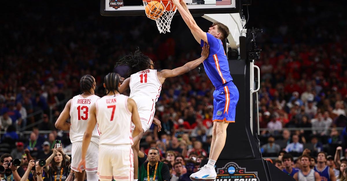 Alex Condon garners Preseason AP All-America Honors