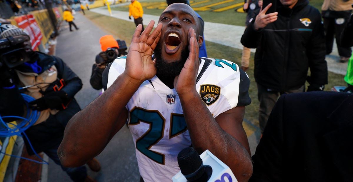 Leonard Fournette meets with Jacksonville Jaguars front office