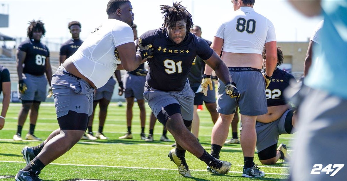 Nation's top-ranked 2027 DL and Texas A&M target Jalen Brewster sets ...
