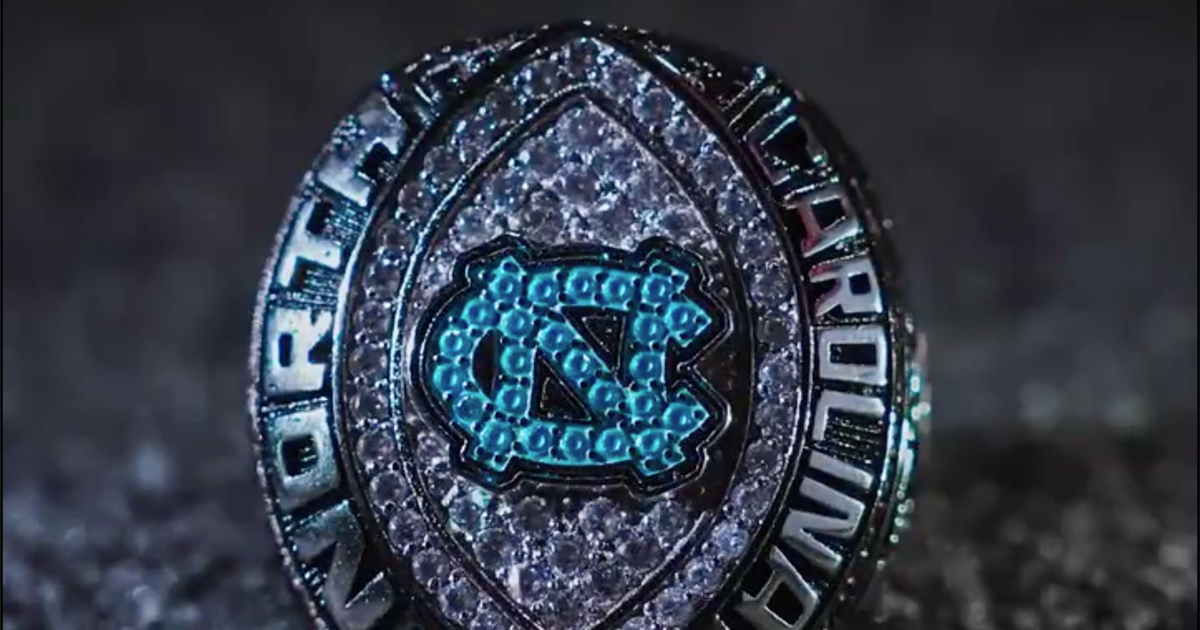 RING SEASON: Tulane Football Receives Armed Forces Bowl Rings