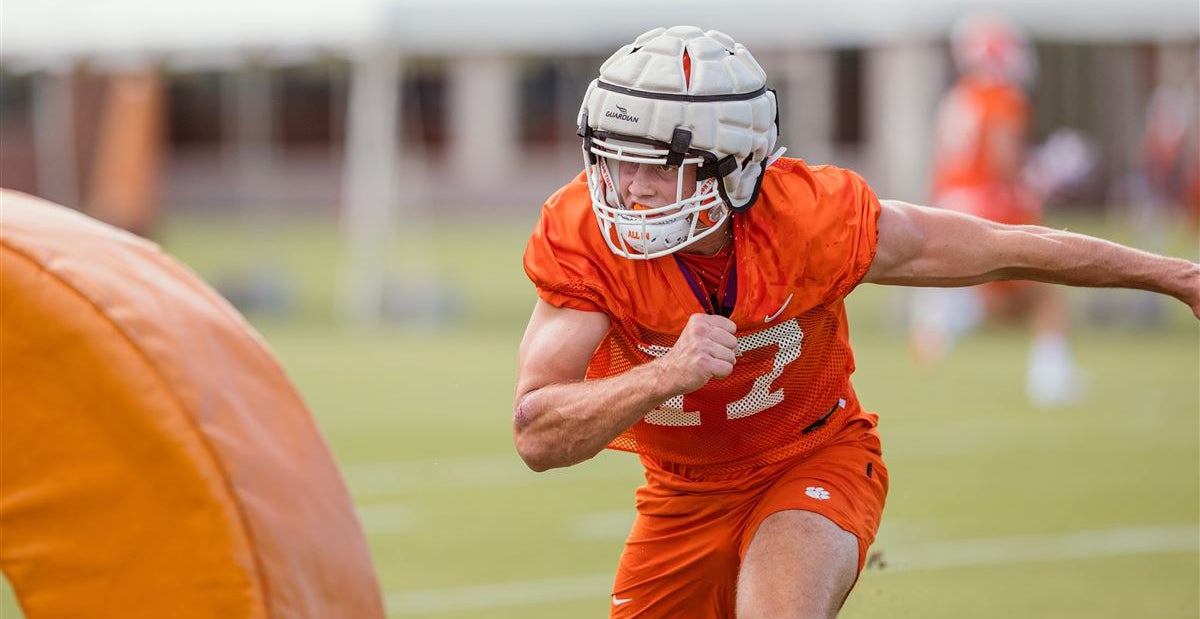 Wes Goodwin provides update on various Clemson freshmen