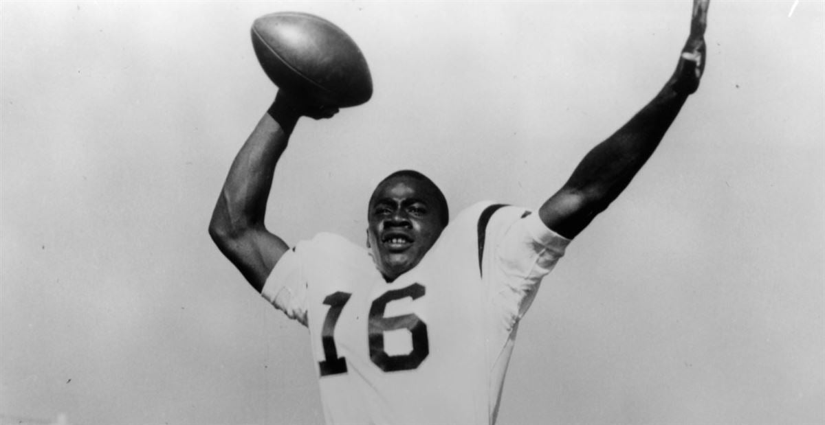 Willie Wood, USC's first black QB and Packers great, dies at 83 - Los  Angeles Times