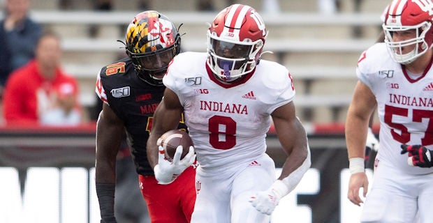 Indiana running back Stevie Scott III (8) scores a two-point